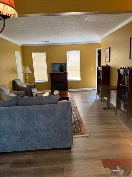 3 bedroom, 3 bathroom, 1,827 sq ft single family residence for sale at 2578 Shadowbrook Drive, Decatur, GA 30034 — photo 5