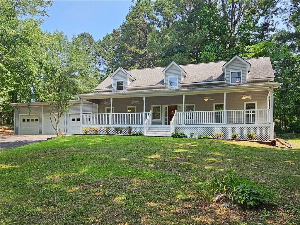 4 bedroom, 3 bathroom, 2,275 sq ft single family residence for rent at 1653 Wildwood Road, Marietta, GA 30062 for $2,850 a month — photo 1 of 62