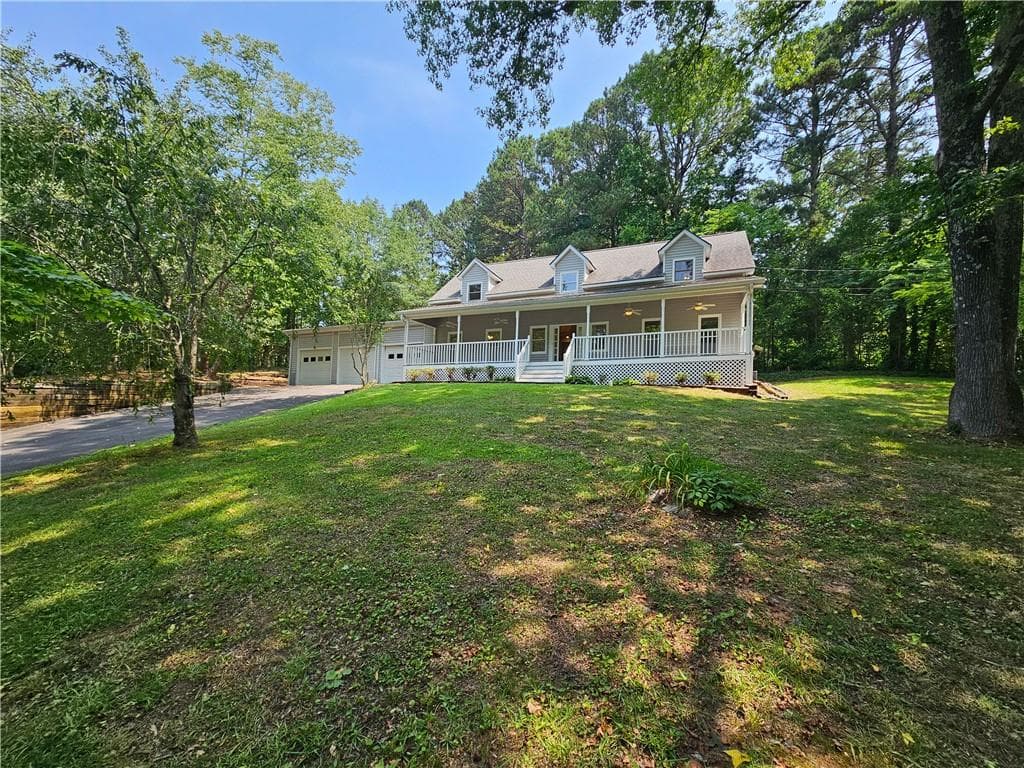 4 bedroom, 3 bathroom, 2,275 sq ft single family residence for rent at 1653 Wildwood Road, Marietta, GA 30062 for $2,850 a month — photo 2
