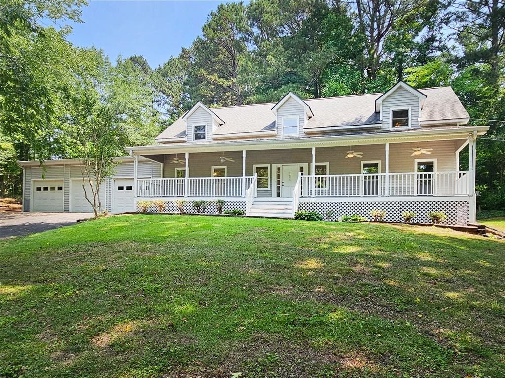 4 bedroom, 3 bathroom, 2,275 sq ft single family residence for rent at 1653 Wildwood Road, Marietta, GA 30062 for $2,850 a month — photo 4