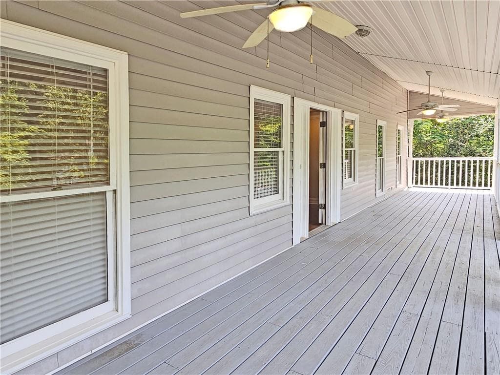 4 bedroom, 3 bathroom, 2,275 sq ft single family residence for rent at 1653 Wildwood Road, Marietta, GA 30062 for $2,850 a month — photo 6