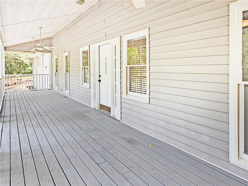 4 bedroom, 3 bathroom, 2,275 sq ft single family residence for rent at 1653 Wildwood Road, Marietta, GA 30062 for $2,850 a month — photo 8
