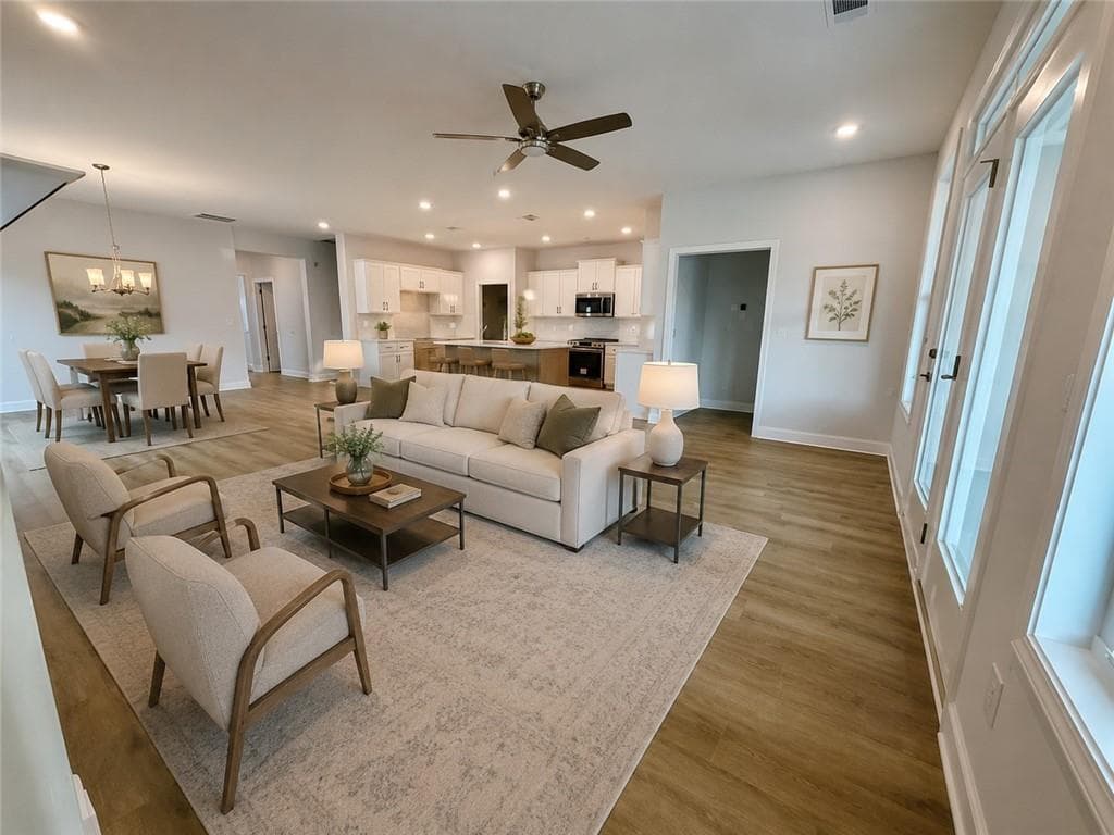 3 bedroom, 2 bathroom, 2,041 sq ft single family residence under contract at 309 Harvest Trail, Hiram, GA 30141 — photo 2