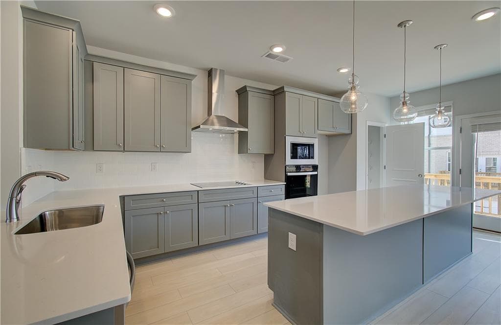 3 bedroom, 3 bathroom, 1,931 sq ft townhouse under contract at 2602 Daybreak Lane, Newnan, GA 30265 — photo 9
