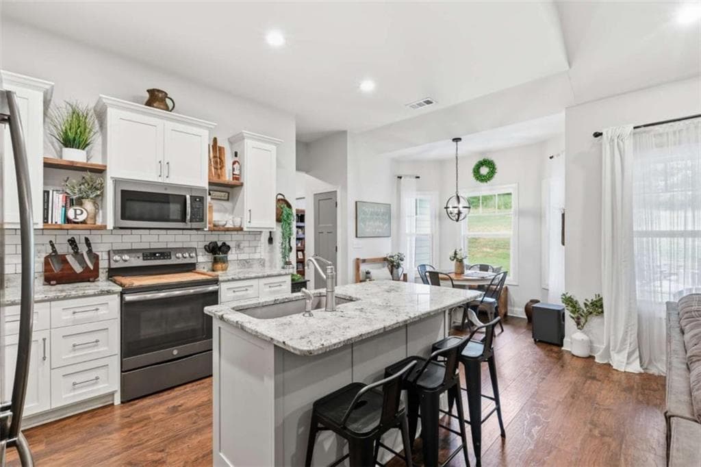 4 bedroom, 2 bathroom, 2,154 sq ft single family residence for sale at 70 Stone Hearth Drive, Cleveland, GA 30528 — photo 8
