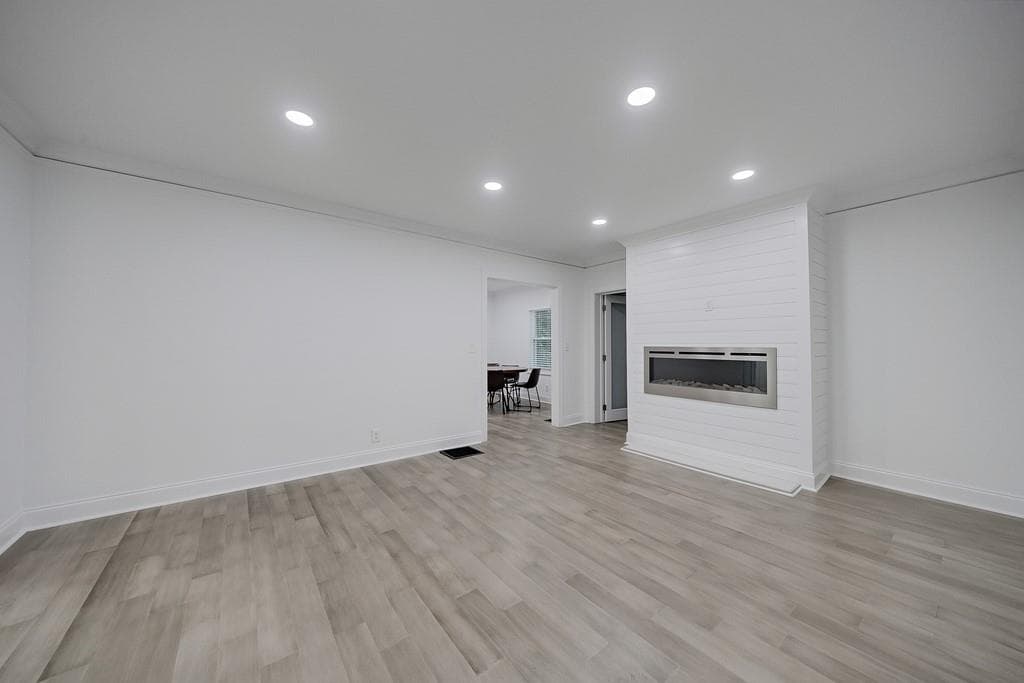 3 bedroom, 3 bathroom, 2,800 sq ft single family residence for rent at 593 Lynnhaven Drive, Atlanta, GA 30310 for $3,000 a month — photo 2