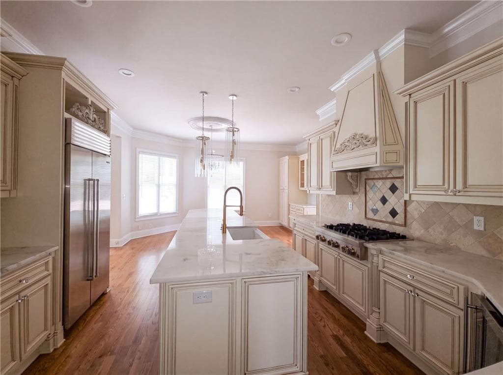 4 bedroom, 5 bathroom, 6,752 sq ft single family residence for sale at 2711 Wildflower Way, Hoschton, GA 30548 — photo 2