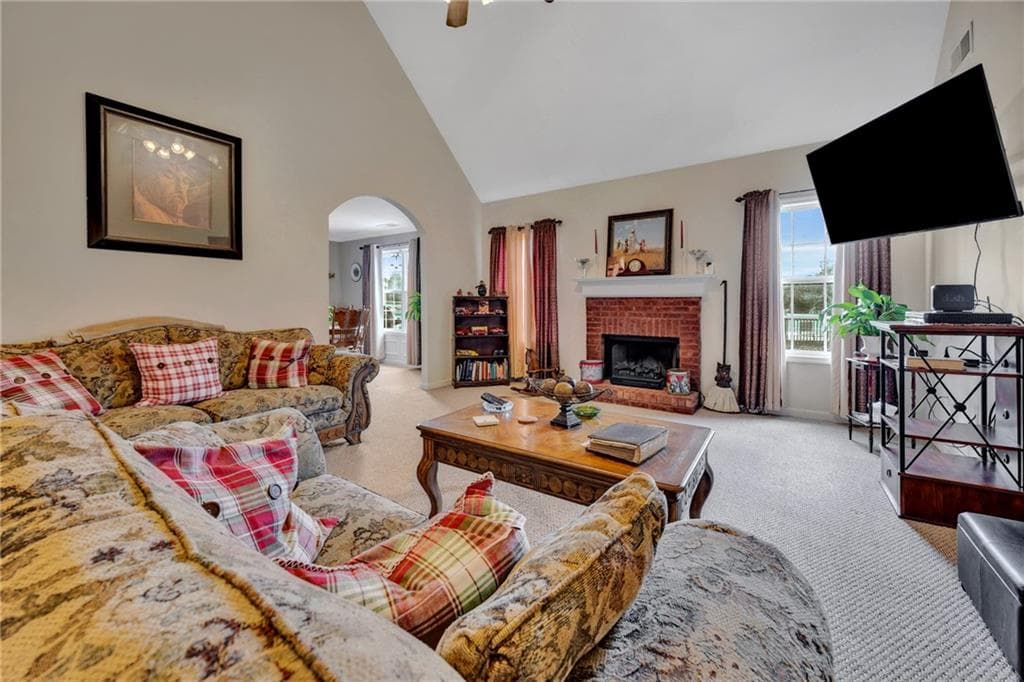 5 bedroom, 3 bathroom, 2,359 sq ft single family residence for sale at 413 Youth Jersey Road, Covington, GA 30014 — photo 6