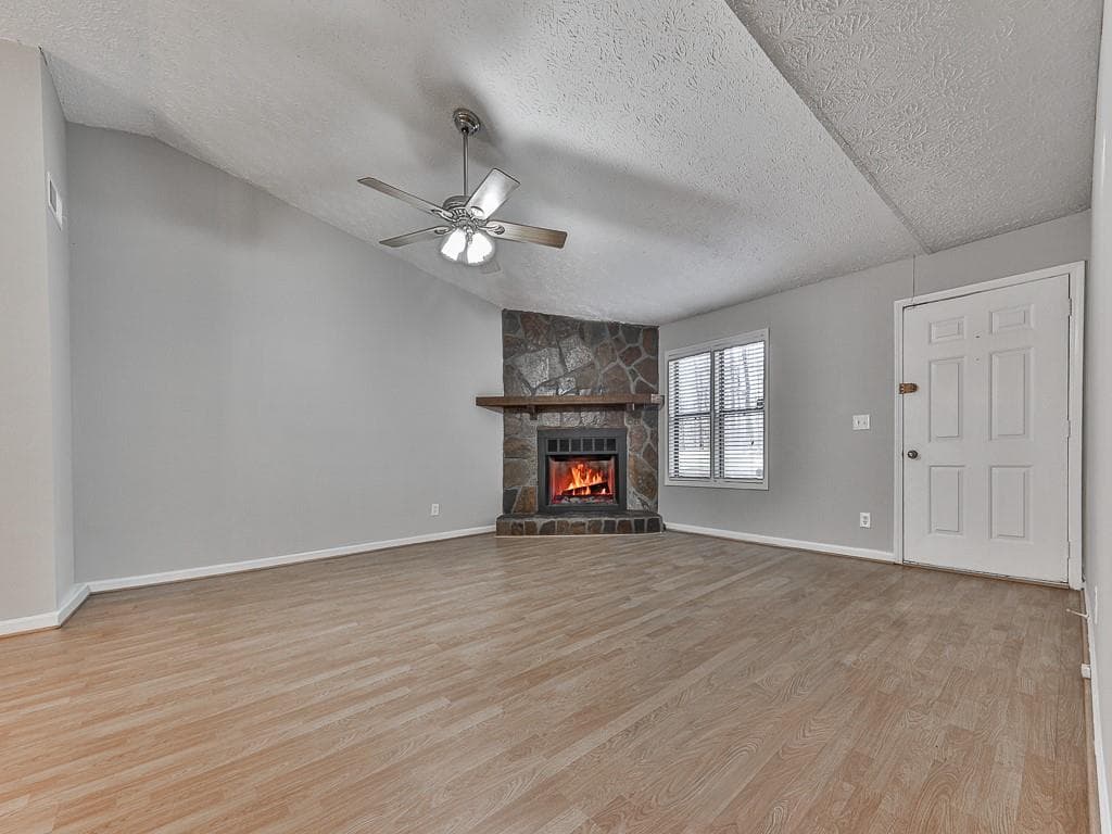 3 bedroom, 2 bathroom single family residence for sale at 5506 Vaughn Road, Woodstock, GA 30188 — photo 3