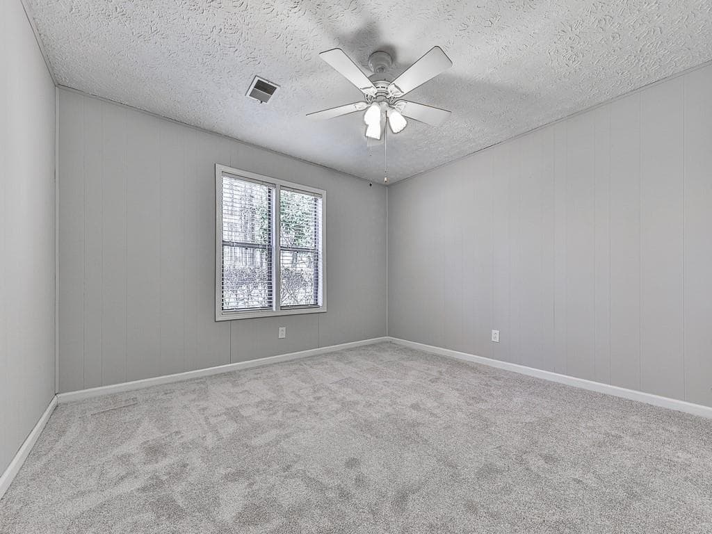 3 bedroom, 2 bathroom single family residence for sale at 5506 Vaughn Road, Woodstock, GA 30188 — photo 9