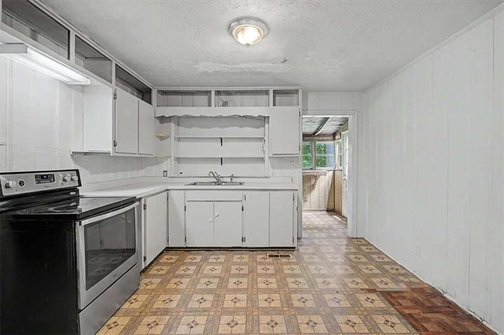 3 bedroom, 2 bathroom, 1,230 sq ft single family residence for sale at 606 Carrollton Street, Bremen, GA 30110 — photo 9
