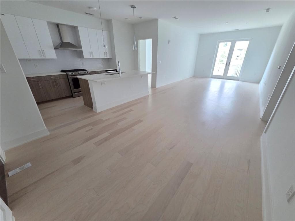 2 bedroom, 2 bathroom, 1,386 sq ft condominium for rent at 775 Juniper Street 304, Atlanta, GA 30308 for $3,395 a month — photo 6