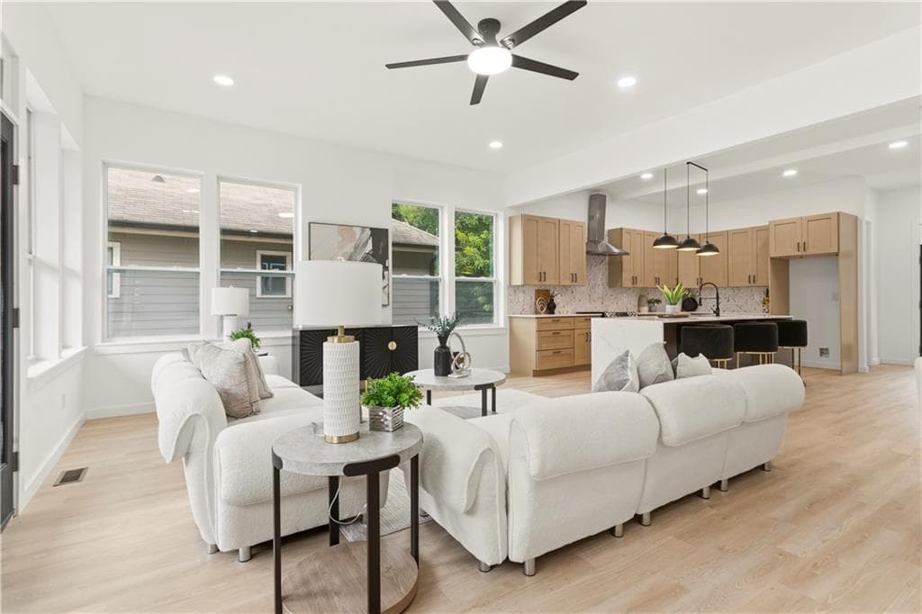 4 bedroom, 4 bathroom, 3,009 sq ft single family residence for sale at 1710 Browning Street, Atlanta, GA 30314 — photo 7