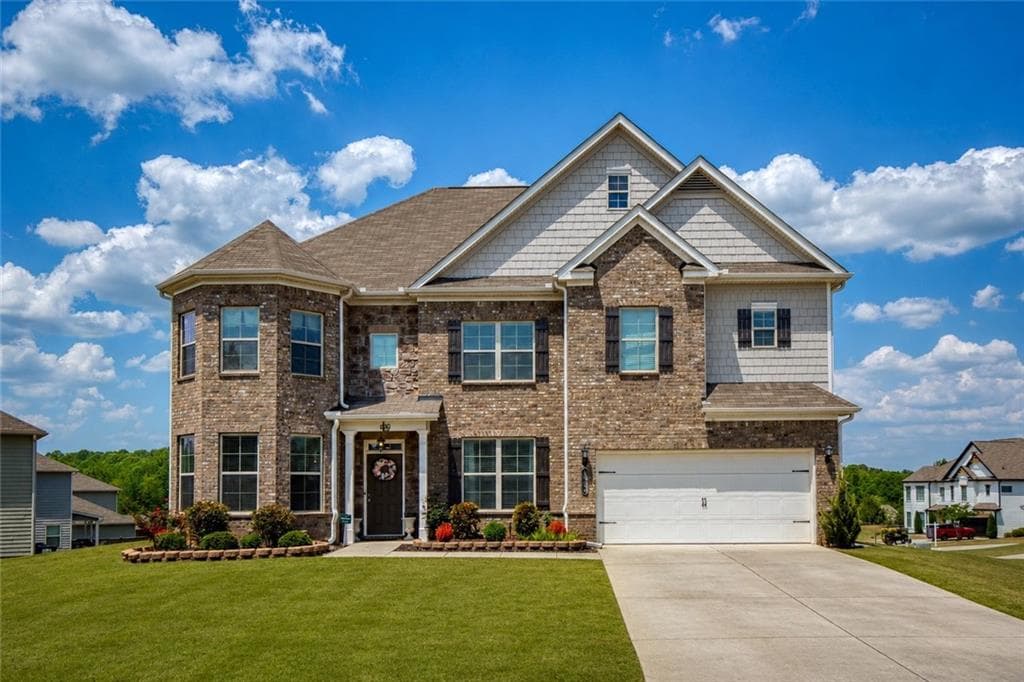 6 bedroom, 4 bathroom, 4,094 sq ft single family residence under contract at 5210 Echos Cove, Cumming, GA 30028