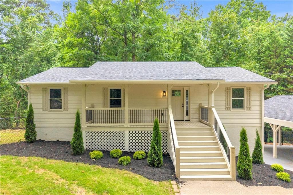 4 bedroom, 3 bathroom, 2,392 sq ft single family residence for sale at 2910 Hamilton Road, Cumming, GA 30041 — photo 1 of 68
