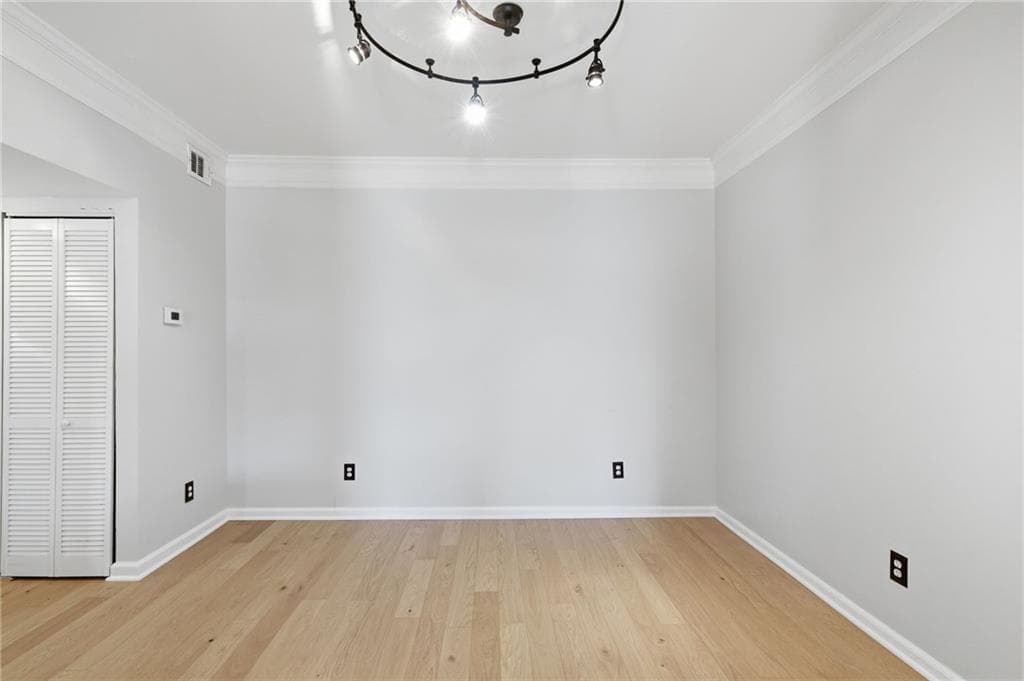 1 bedroom, 1 bathroom, 877 sq ft condominium under contract at 200 Renaissance Parkway 221, Atlanta, GA 30308 — photo 7