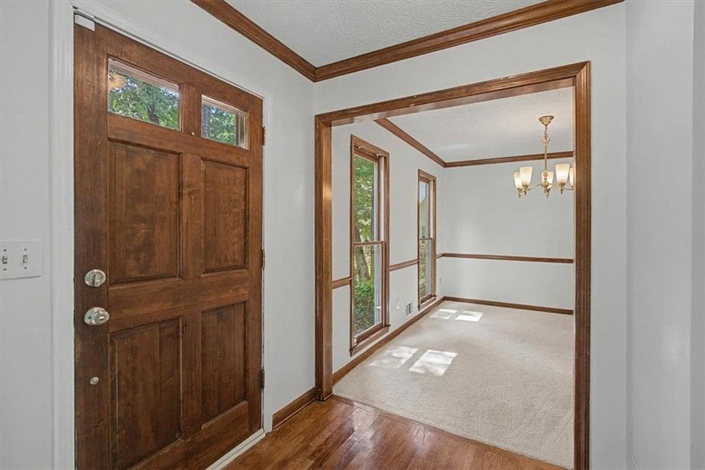 4 bedroom, 3 bathroom, 2,200 sq ft single family residence for sale at 4352 Deerbrook Way, Lilburn, GA 30047 — photo 9