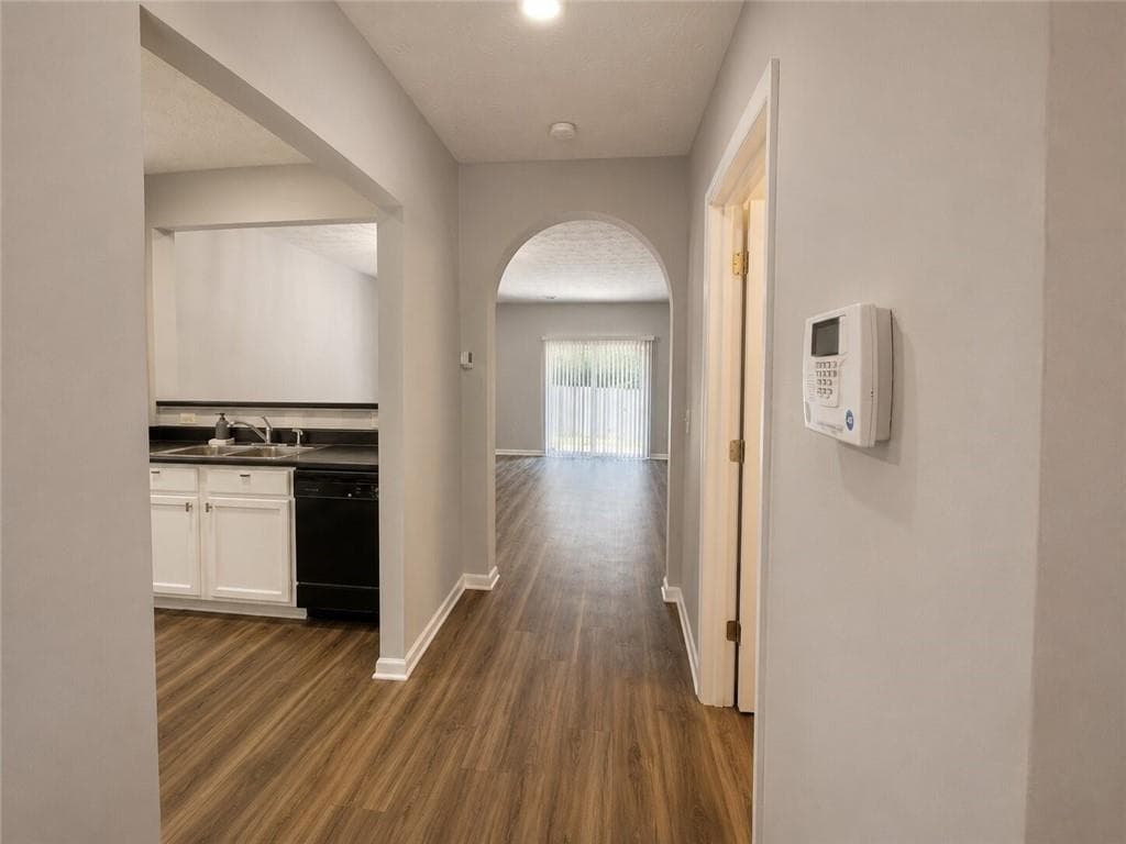 3 bedroom, 3 bathroom, 1,464 sq ft townhouse for sale at 3795 Austin Park Lane, Decatur, GA 30032 — photo 3