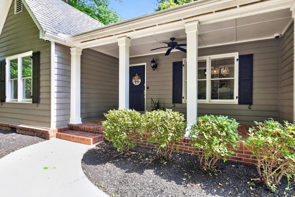 3 bedroom, 2 bathroom, 1,840 sq ft single family residence for sale at 1405 Lake Dow Road, Mcdonough, GA 30252 — photo 5