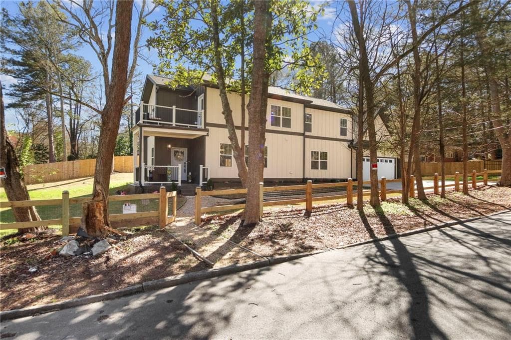 4 bedroom, 4 bathroom, 3,500 sq ft single family residence for sale at 2257 Barge Road, Atlanta, GA 30331 — photo 4