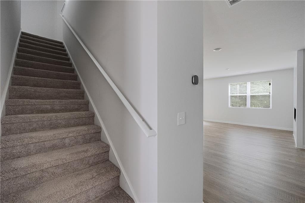 3 bedroom, 3 bathroom, 1,912 sq ft townhouse for rent at 5141 Sidney Square Drive, Flowery Branch, GA 30542 for $2,100 a month — photo 8