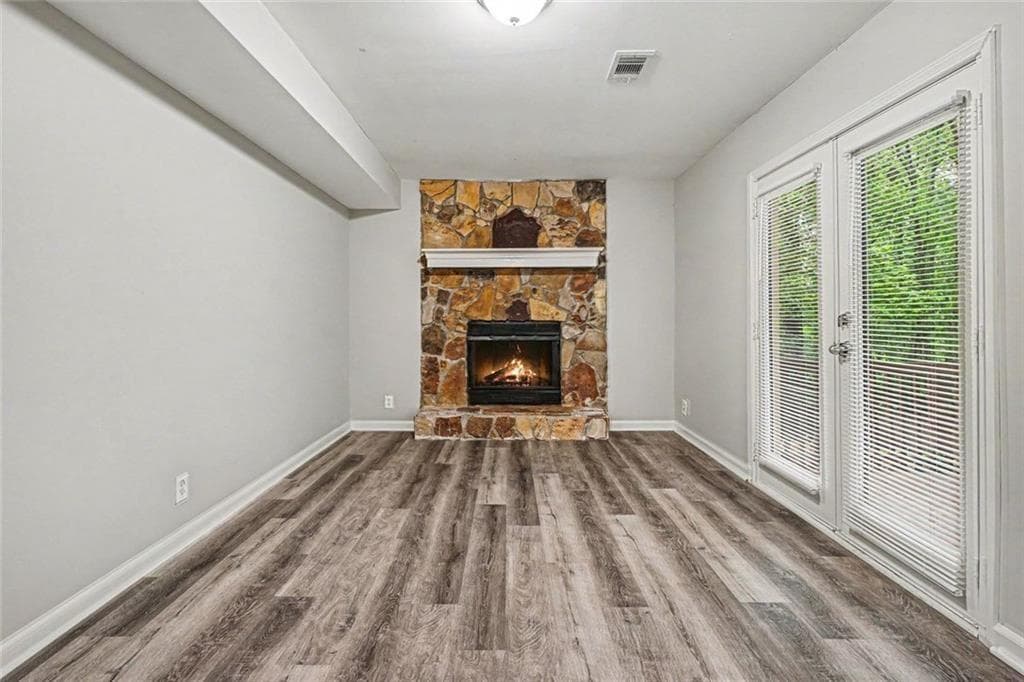 5 bedroom, 3 bathroom, 2,092 sq ft single family residence for sale at 2292 Wilkins Cove, Decatur, GA 30035 — photo 5