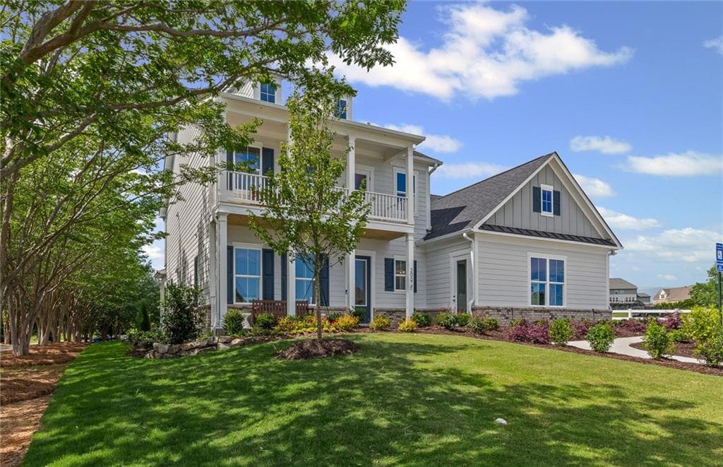 4 bedroom, 4 bathroom, 3,270 sq ft single family residence for sale at 293 Lucas Court, Hoschton, GA 30549 — photo 4