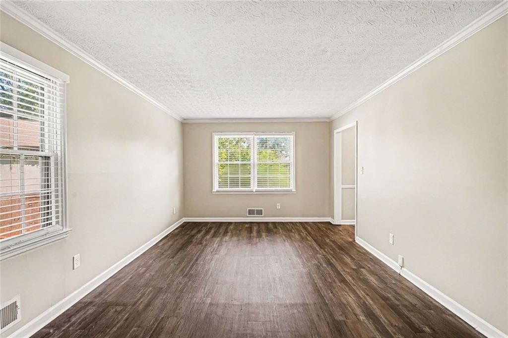 3 bedroom, 2 bathroom, 1,951 sq ft single family residence for sale at 7317 Deerwood Drive, Riverdale, GA 30296 — photo 10