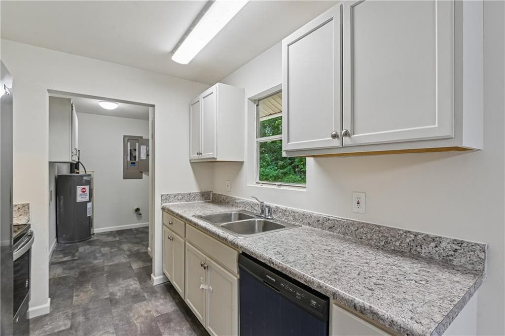 2 bedroom, 2 bathroom, 1,464 sq ft single family residence under contract at 161 Patrick Drive, Dallas, GA 30132 — photo 9