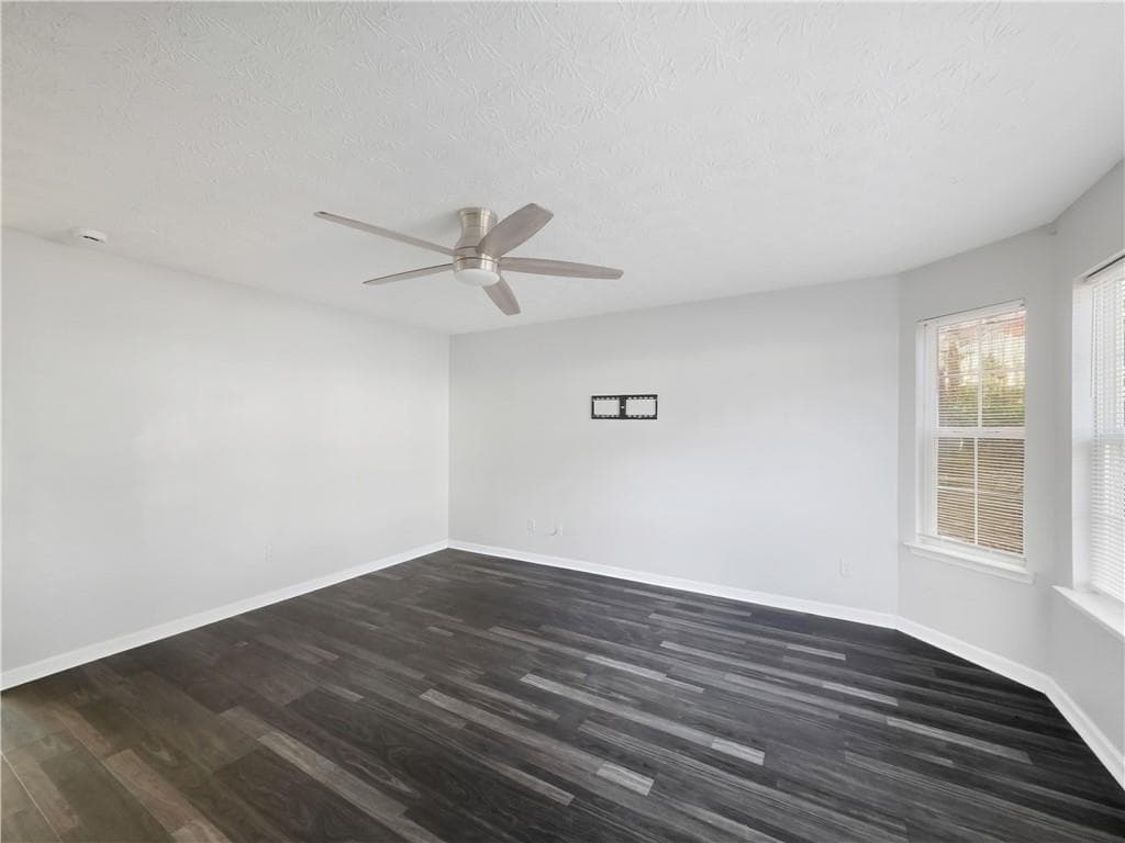 3 bedroom, 3 bathroom, 1,408 sq ft townhouse for rent at 5539 Pineridge Court, Forest Park, GA 30297 for $1,500 a month — photo 6