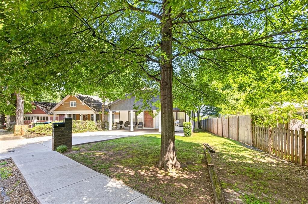3 bedroom, 2 bathroom, 1,288 sq ft single family residence for sale at 670 Federal Terrace, Atlanta, GA 30315 — photo 4