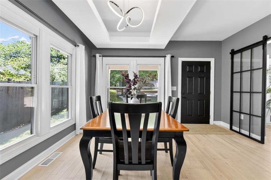 3 bedroom, 2 bathroom, 1,288 sq ft single family residence for sale at 670 Federal Terrace, Atlanta, GA 30315 — photo 9