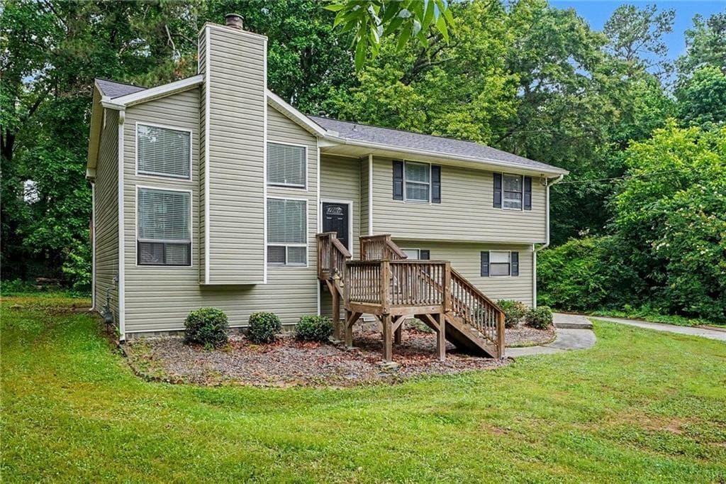 3 bedroom, 3 bathroom, 2,678 sq ft single family residence for sale at 2311 Weatherly Court, Jonesboro, GA 30236 — photo 2