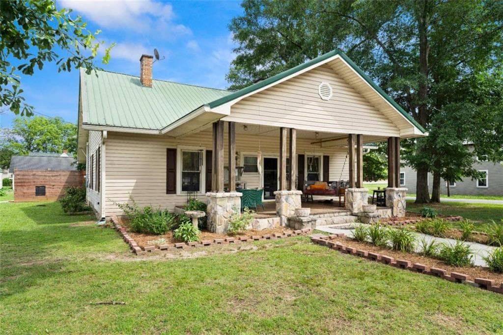 3 bedroom, 2 bathroom, 1,775 sq ft single family residence for sale at 17 Lyerly Dam Road, Lyerly, GA 30730 — photo 1 of 57