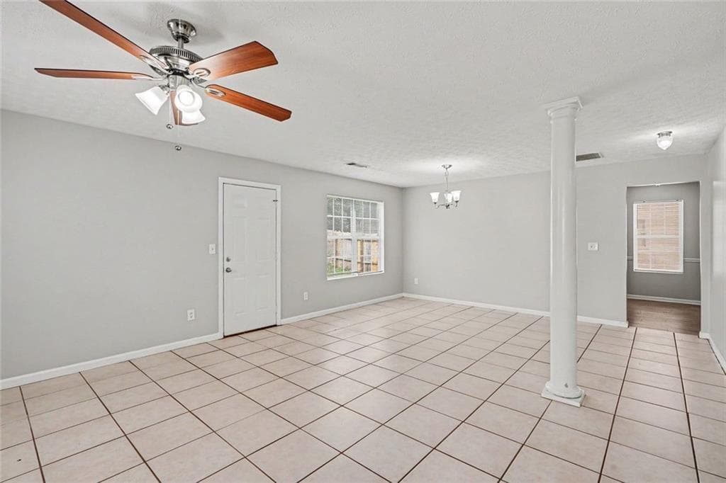 3 bedroom, 3 bathroom, 1,450 sq ft single family residence for sale at 4020 Tussahaw Crossing, Mcdonough, GA 30252 — photo 4