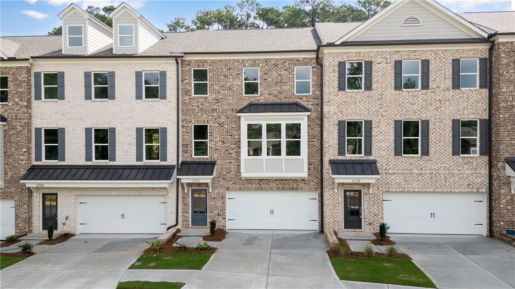 4 bedroom, 4 bathroom, 2,560 sq ft townhouse for sale at 2741 Hallwood Lane, Suwanee, GA 30024