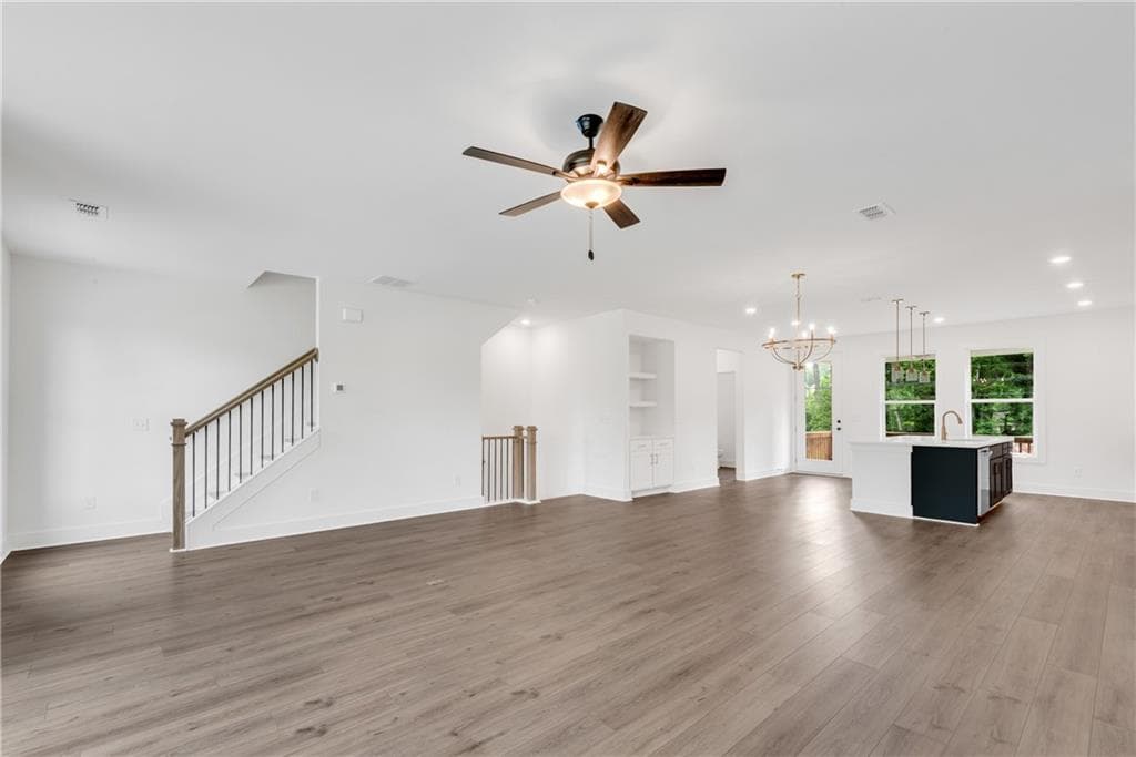 4 bedroom, 4 bathroom, 2,560 sq ft townhouse for sale at 2741 Hallwood Lane, Suwanee, GA 30024 — photo 7
