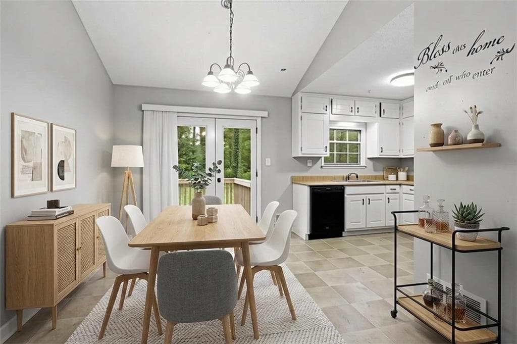 3 bedroom, 2 bathroom, 1,030 sq ft single family residence under contract at 5516 Liberty Road, Union City, GA 30291 — photo 5