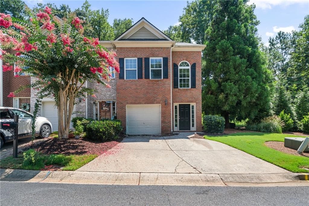 3 bedroom, 4 bathroom, 2,422 sq ft townhouse for rent at 950 Firethorne Pass, Cumming, GA 30040 for $2,400 a month — photo 1 of 28