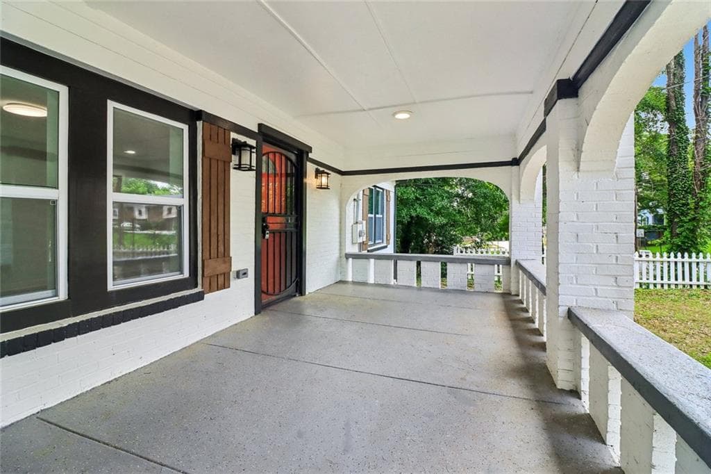 4 bedroom, 3 bathroom, 1,472 sq ft single family residence under contract at 1894 Dunlap Avenue, Atlanta, GA 30344 — photo 4