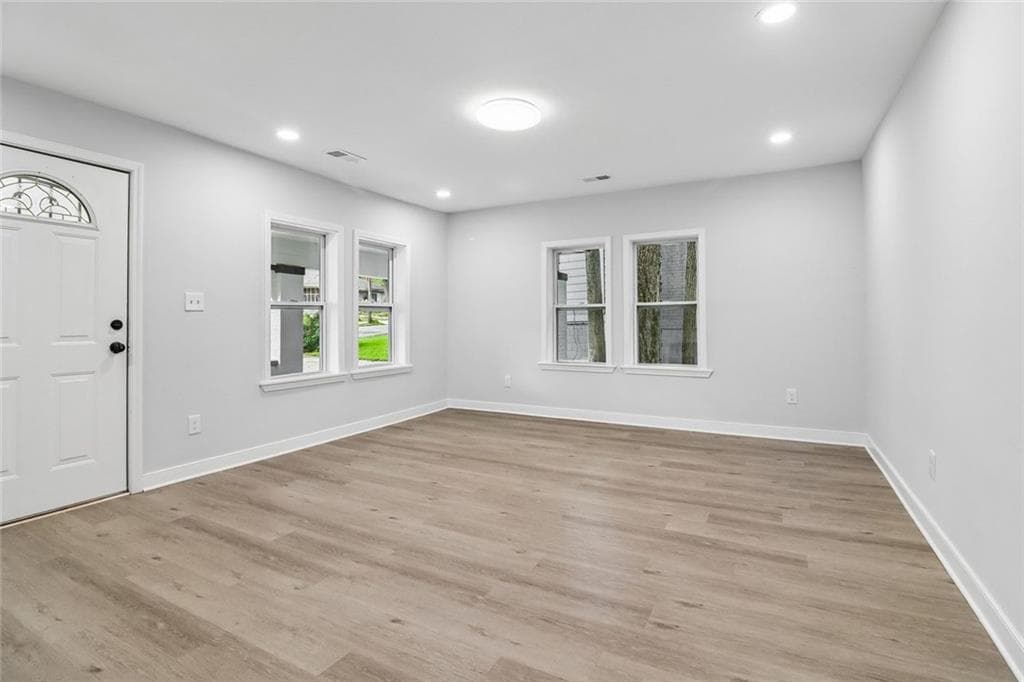 4 bedroom, 3 bathroom, 1,472 sq ft single family residence under contract at 1894 Dunlap Avenue, Atlanta, GA 30344 — photo 9