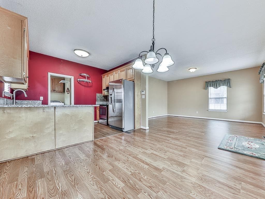 3 bedroom, 2 bathroom, 1,509 sq ft single family residence for sale at 1450 Athens Avenue, Atlanta, GA 30310 — photo 4
