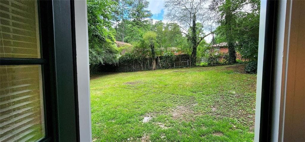 3 bedroom, 2 bathroom, 1,730 sq ft single family residence for sale at 3340 Pinehill Drive, Decatur, GA 30032 — photo 7