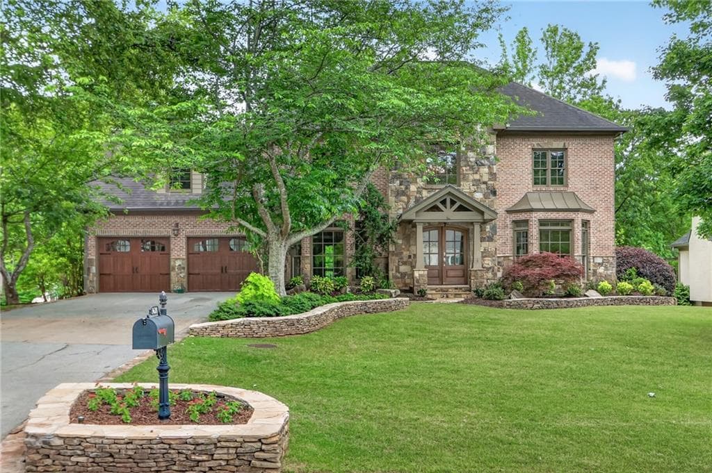 5 bedroom, 4 bathroom, 4,927 sq ft single family residence for sale at 3628 Blakeford Club Drive, Marietta, GA 30062
