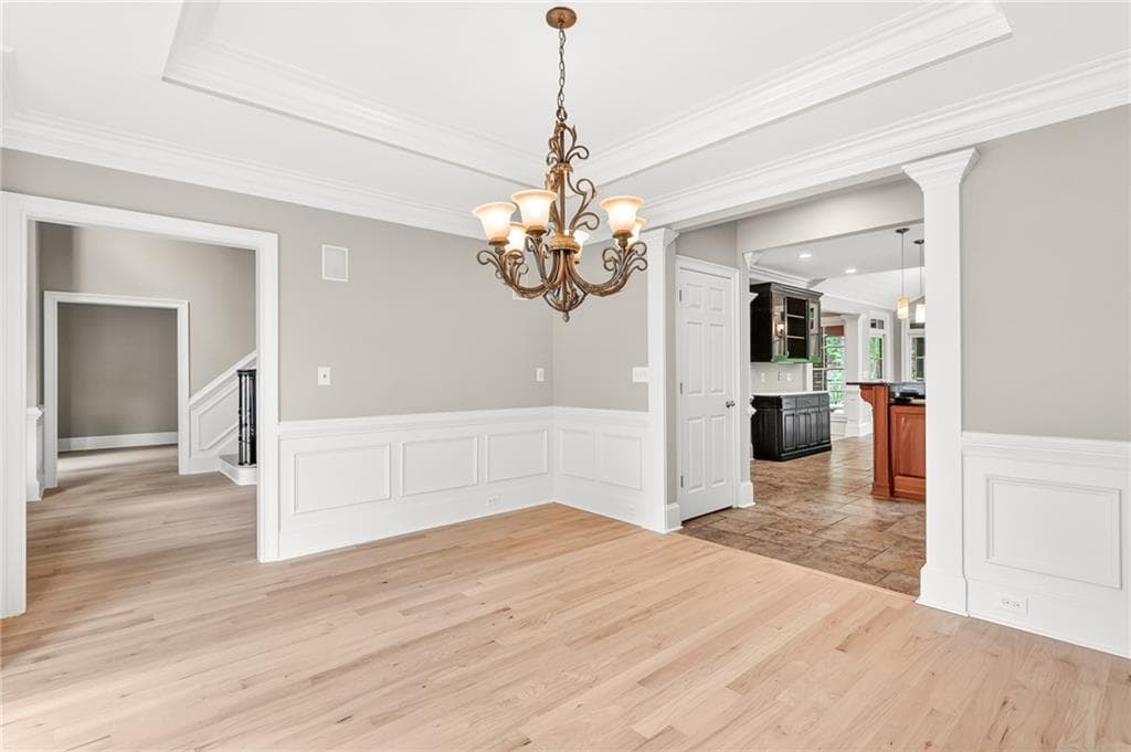 5 bedroom, 4 bathroom, 4,927 sq ft single family residence for sale at 3628 Blakeford Club Drive, Marietta, GA 30062 — photo 8