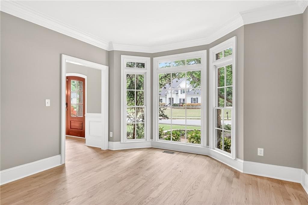 5 bedroom, 4 bathroom, 4,927 sq ft single family residence for sale at 3628 Blakeford Club Drive, Marietta, GA 30062 — photo 10