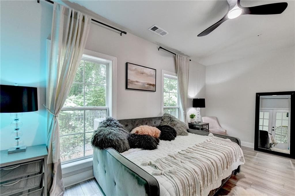 4 bedroom, 4 bathroom, 2,542 sq ft townhouse for sale at 453 Burton Drive, Alpharetta, GA 30009 — photo 9