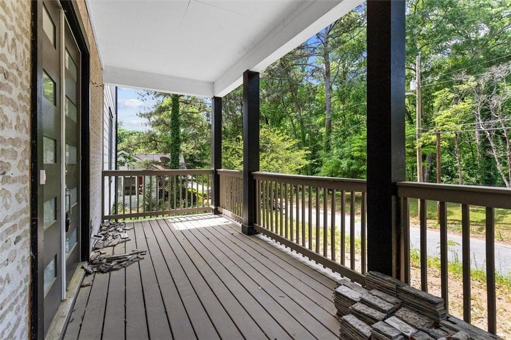 4 bedroom, 4 bathroom, 2,800 sq ft single family residence for sale at 1081 Napier Street, Atlanta, GA 30316 — photo 6