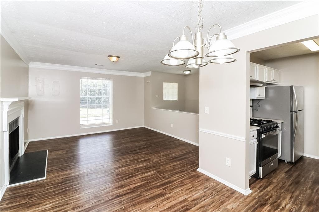 3 bedroom, 2 bathroom, 1,416 sq ft single family residence for sale at 2606 Foxhall Way, Atlanta, GA 30316 — photo 6