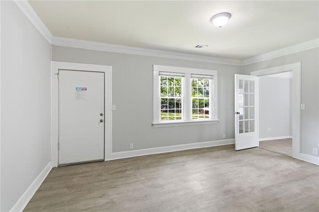 3 bedroom, 2 bathroom, 1,778 sq ft single family residence for sale at 887 Ellis Road, Stone Mountain, GA 30083 — photo 9